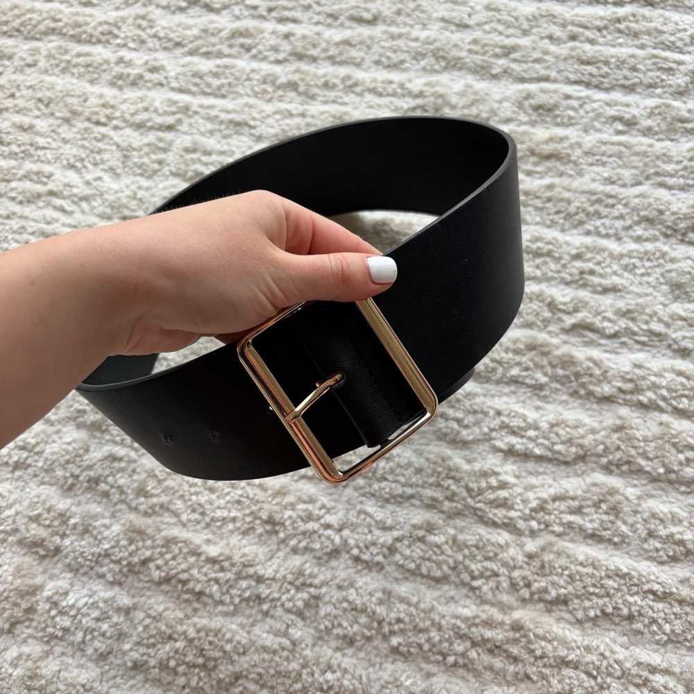 Wide Black Belt with Gold Buckle - Picture 2 of 4